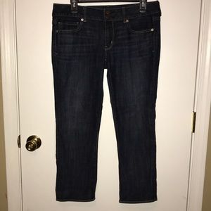 American Eagle Artist Crop